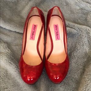 Betsey Johnson Dita Heels Size 7
